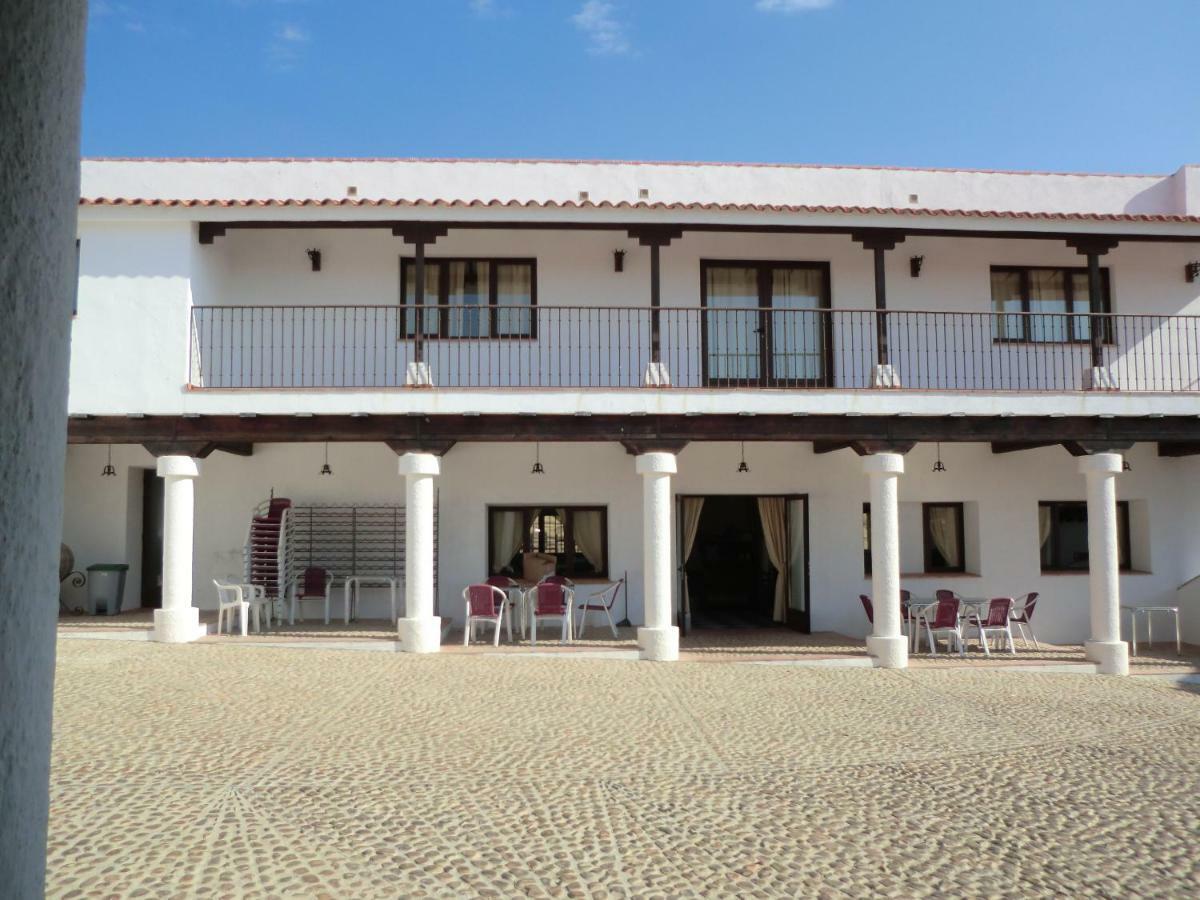 Gasthaus C.Rural Huertadeltiocruz Mestanza Exterior foto